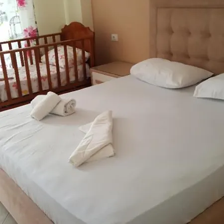 Griselda Apartment Sarande